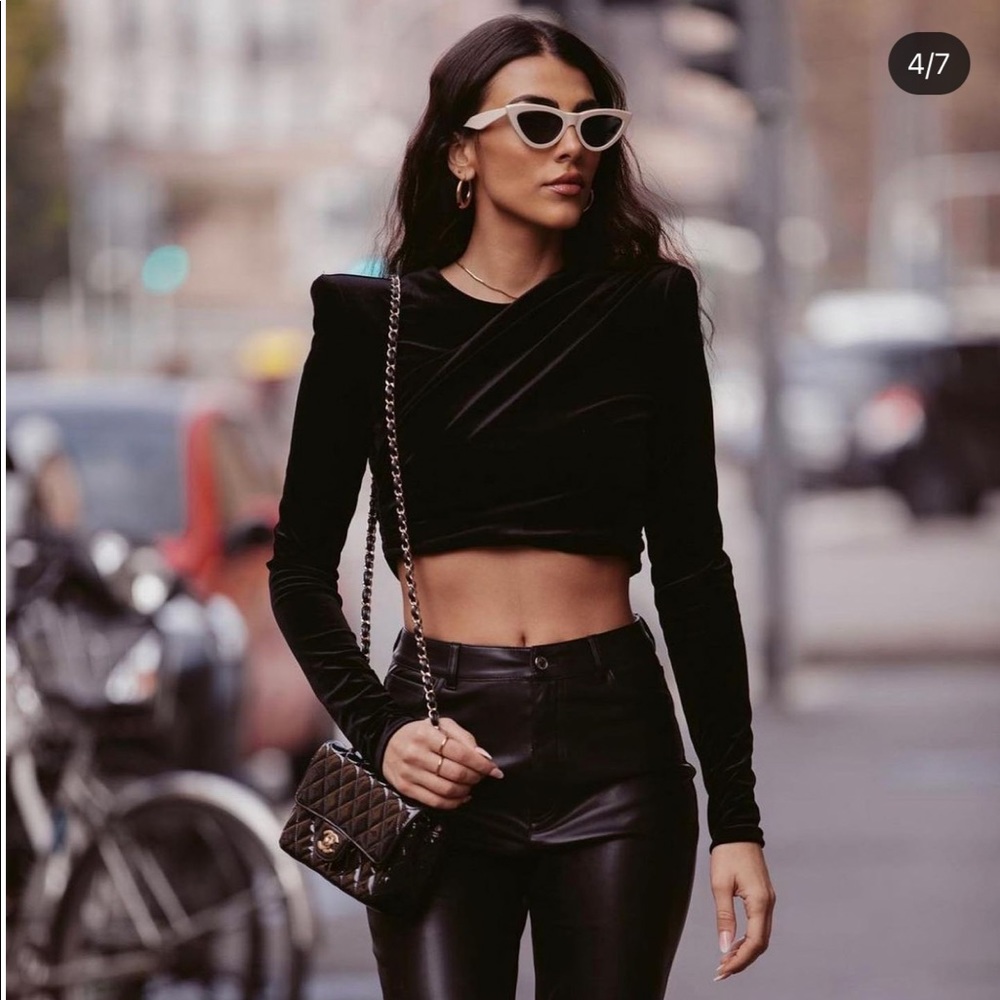 Zara shoulder pad velvet top bloggers fav